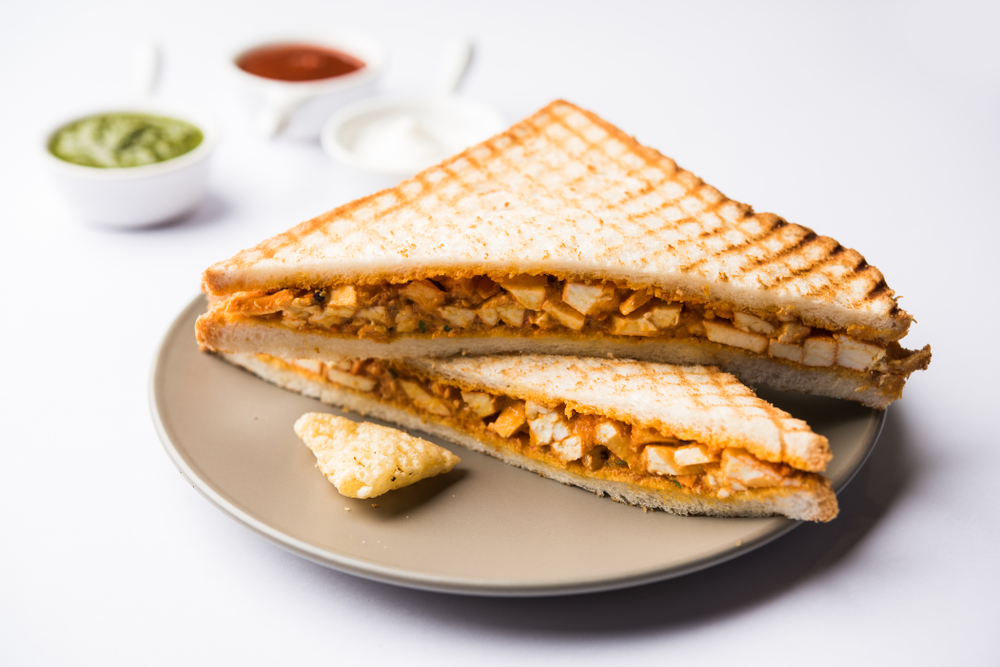 Qnext Kitchen Paneer Grilled Sandwich